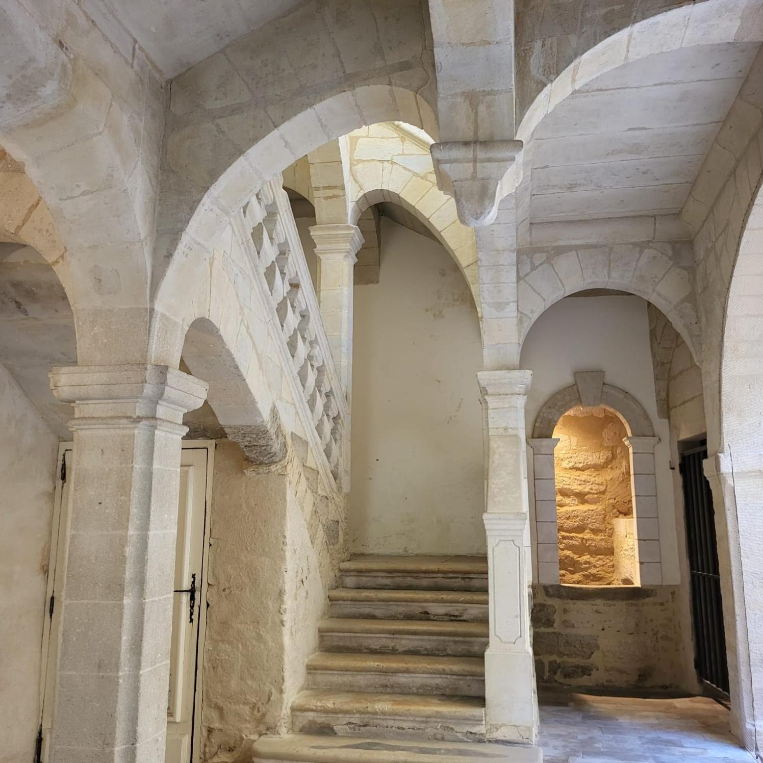 Uzes, Au Coeur Du Centre Medieval La Boussole D'Uzes, Appartement De Caractere Du XVII -Eme Siecle Екстер'єр фото